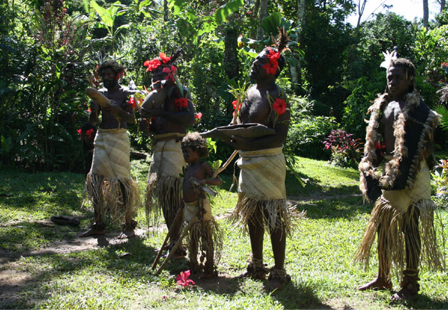 Danseur du Vanuatu en préparation